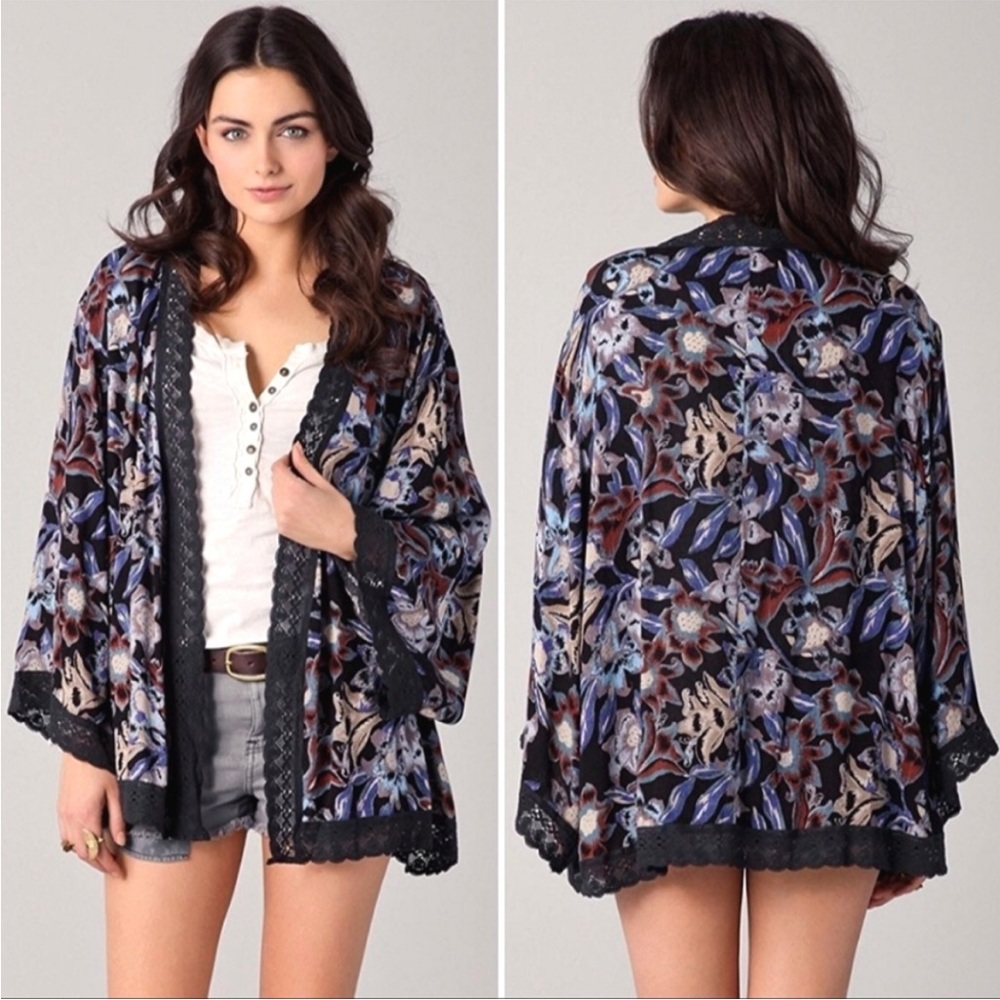 Free People Medium Open Front Cardigan Kimono Floral Blue
